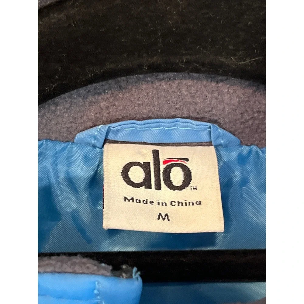 Alo Yoga Blue Lightweight Puffer Vest Athleisure Minimalist Medium‎